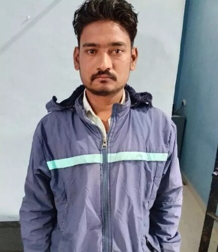 1294102-bachhde-par-chaku-se-ham