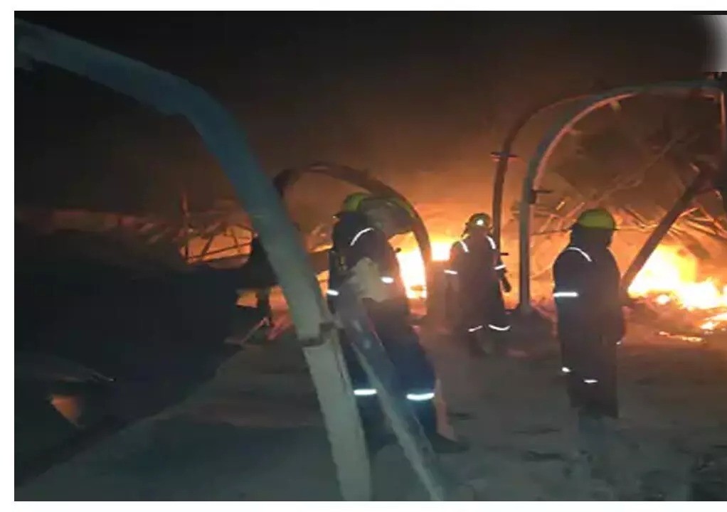 1295112-durg-fire-news