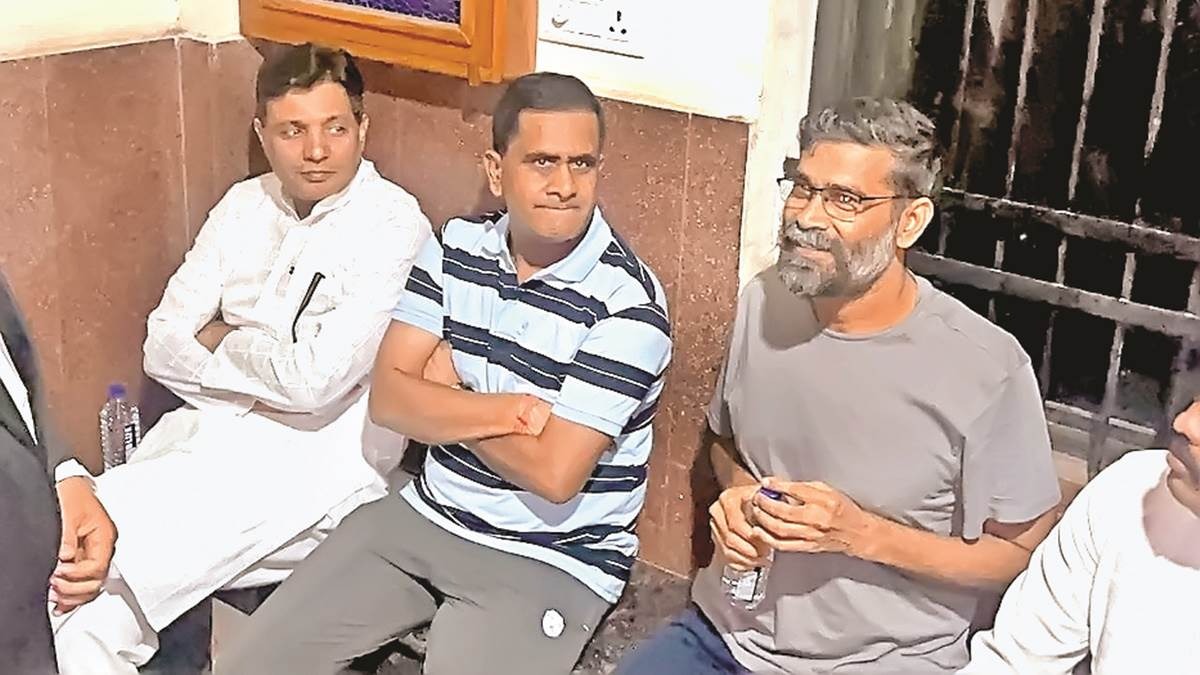 Chhattisgarh Liquor Scam: अनवर ढेबर और अरविंद सिंह को जेल, अरुणपति त्रिपाठी 25 अप्रैल तक रिमांड पर