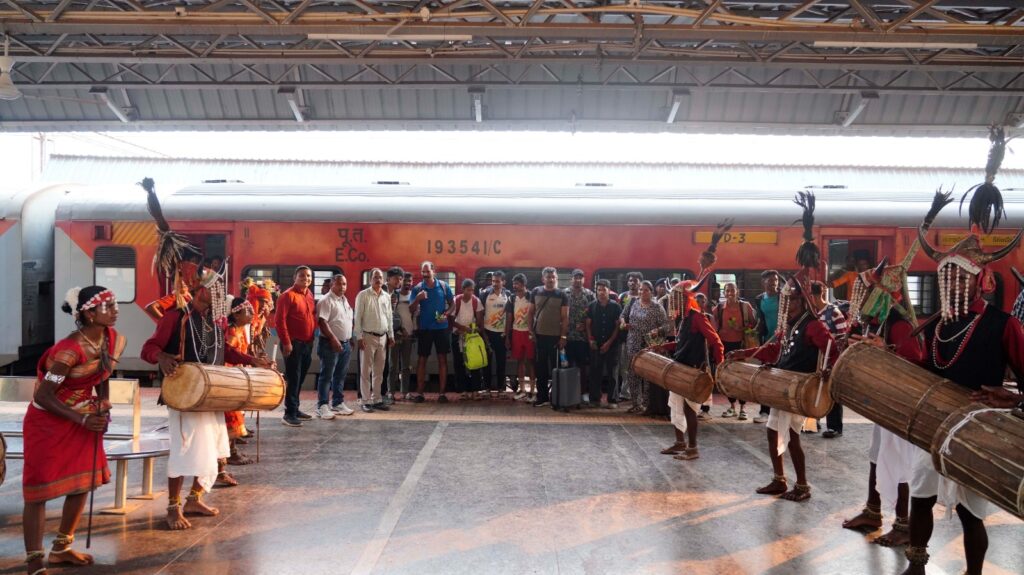 1e135399-f96f-4044-9d27-087c06ab7dcb