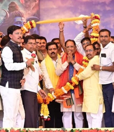 e2e39f59-ed78-4b2f-becd-04b13bc75c6c