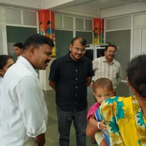 जिला चिकित्सालय का कलेक्टर ने किया औचक निरीक्षण,मरीजों और परिजनों से किया आत्मीय संवाद