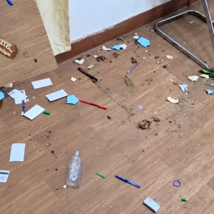 गुढ़ियारी थाने में भाजयुमो नेता का हंगामा, पुलिस से विवाद के बाद तोड़फोड़; FIR दर्ज