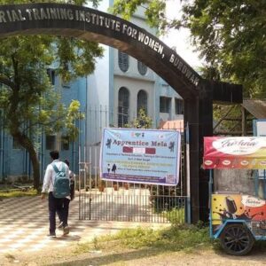 शासकीय महिला आईटीआई दुर्ग में जिला स्तरीय रोजगार मेला 11 सितंबर को, 382 पदों पर होंगी भर्तियां