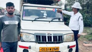 ऑपरेशन सुरक्षा : माल वाहक गाड़ियों में सवारी ले जाने वालों पर कार्रवाई, 116 चालकों का कटा चालान