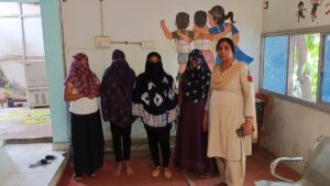 देह व्यापार का खुलासाः दलाल समेत 4 महिलाएं गिरफ्तार, नगदी सहित आपत्तिजनक सामान जब्त
