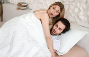 सास ने दामाद संग 22 साल किया रोमांस, बेटी ने पकड़ा, फिर ससुर ने बच्चों का करवाया DNA टेस्ट तो खुला ऐसा राज!