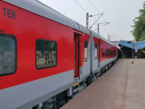 यात्रियों के लिए नई सुविधा: बिलासपुर स्टेशन पर जल्द मिलेगी क्विक लॉन्ड्री सुविधा, ट्रेन छूटने से पहले धुलाई और प्रेस होंगे कपड़े
